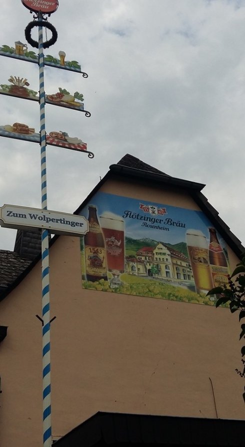 WeintraubenaufTisch.jpg