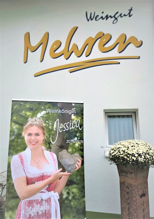 weingutMehren.jpg